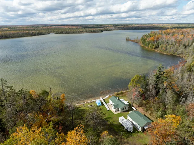 $5,000,000 | 5860 Turtle Lake Road, Gaylord, MI 49735