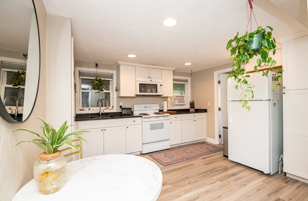 27 Carr Road Saugus, MA 01906 - Photo 23 of 34 Gallery Image 23