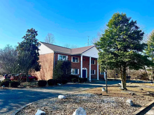 $620,000 | 1609 South 22nd Street, Herrin, IL 62948