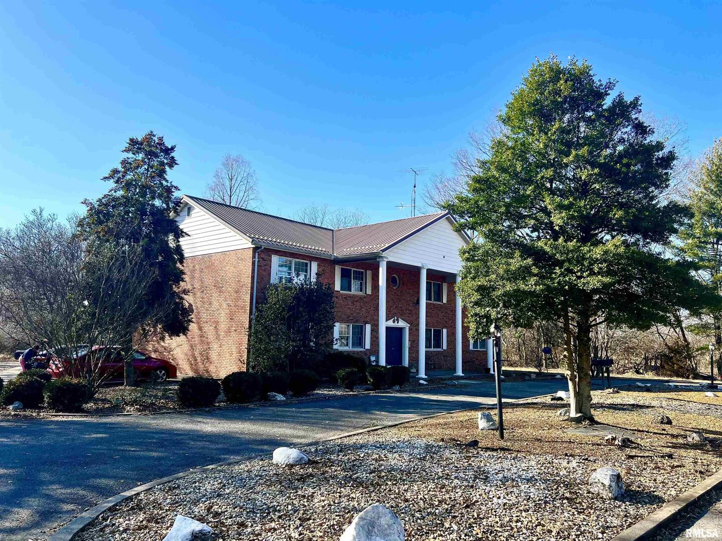 1609 South 22nd Street Herrin, IL 62948 - Photo 1 of 12 a view of a house with a yard