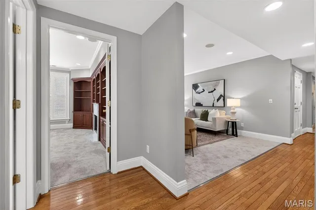 $475,000 | 7542 Wydown Boulevard, Unit A, Clayton, MO 63105