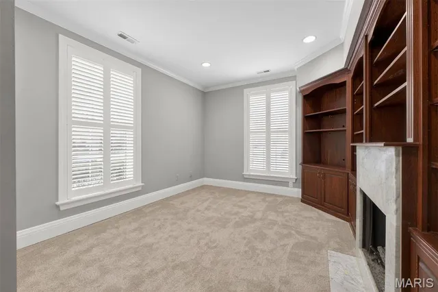 $475,000 | 7542 Wydown Boulevard, Unit A, Clayton, MO 63105