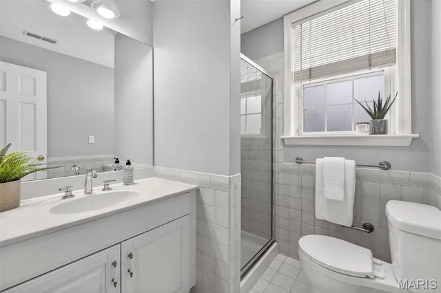 $475,000 | 7542 Wydown Boulevard, Unit A, Clayton, MO 63105