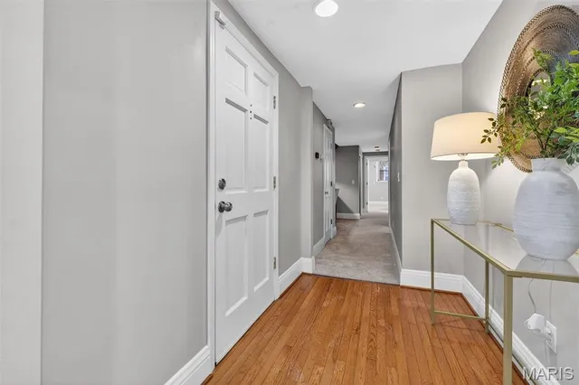 $475,000 | 7542 Wydown Boulevard, Unit A, Clayton, MO 63105