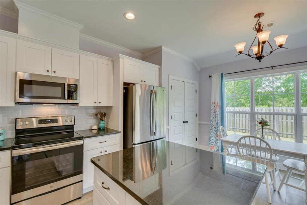 4419 Raleigh Drive Grovetown, GA 30813 - Photo 17 of 40 5th. view of kitchen