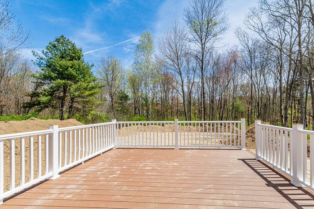 4 Cooper Lane Methuen, MA 01844 - Photo 35 of 42