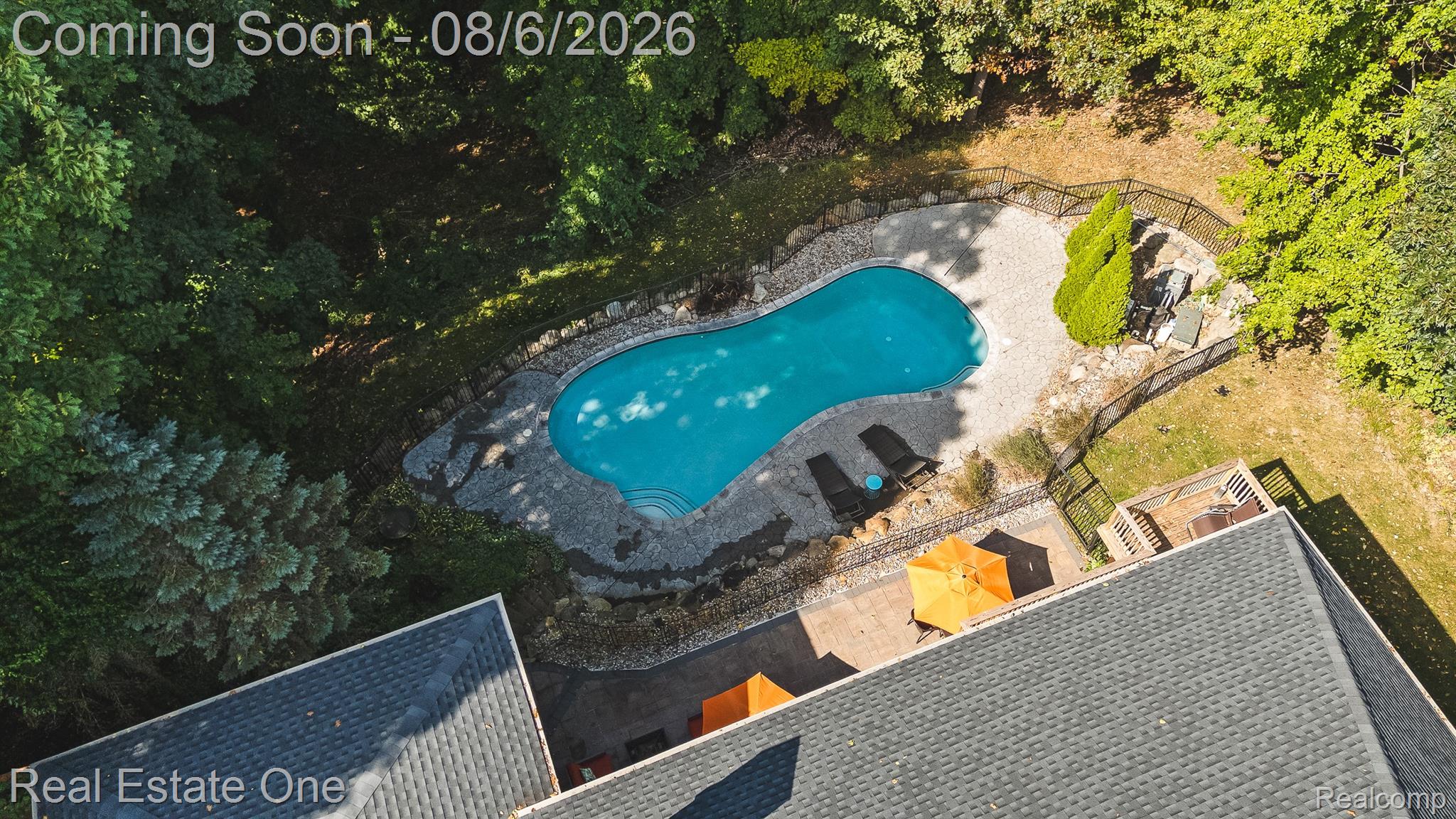 7798 Fieldstone Ridge Clarkston, MI 48348 - Photo 7 of 19 19-fieldstone-4.jpg