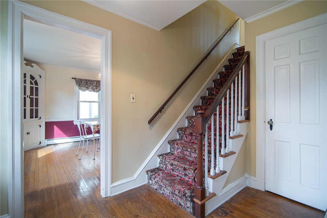 33 Sylvan Road East Providence, RI 02916 - Photo 17 of 40 Gallery Image 17