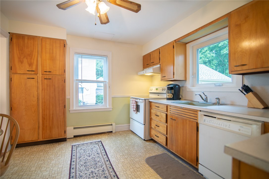 33 Sylvan Road East Providence, RI 02916 - Photo 23 of 40 Gallery Image 23