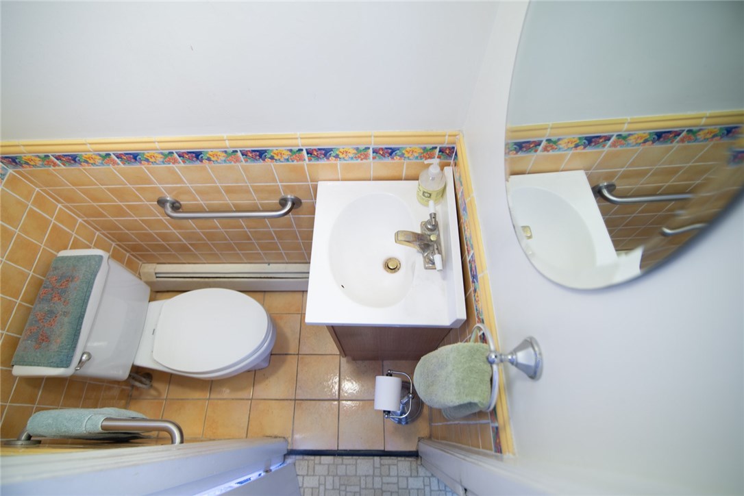 33 Sylvan Road East Providence, RI 02916 - Photo 24 of 40 Gallery Image 24