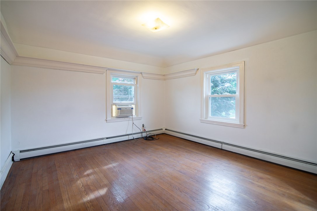 33 Sylvan Road East Providence, RI 02916 - Photo 29 of 40 Gallery Image 29