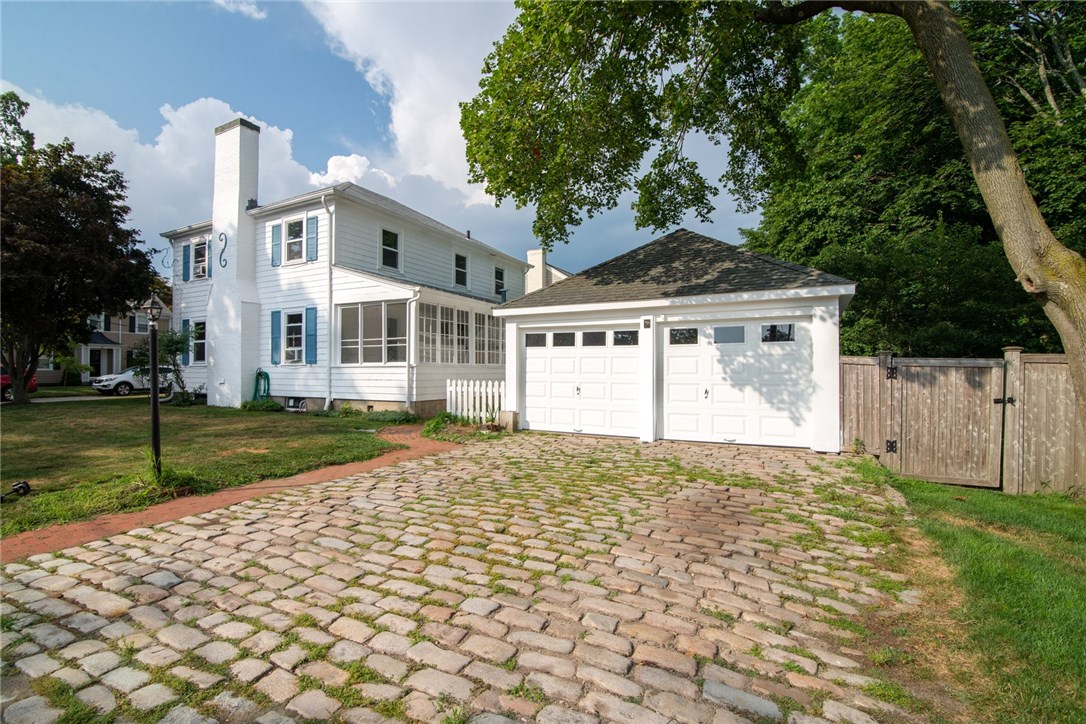 33 Sylvan Road East Providence, RI 02916 - Photo 39 of 40 Gallery Image 39
