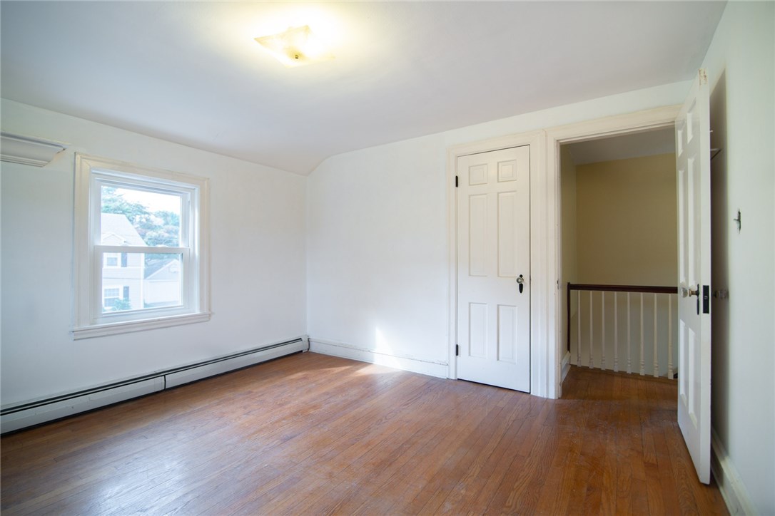 33 Sylvan Road East Providence, RI 02916 - Photo 10 of 40 Gallery Image 10