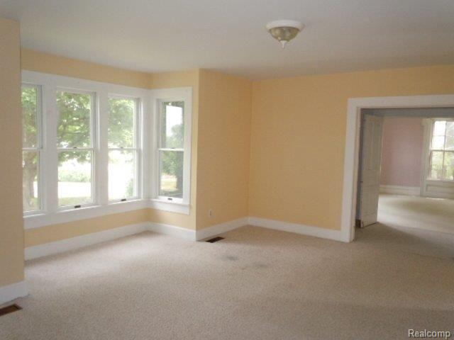 629 North Fairgrounds Road Imlay City, MI 48444 - Photo 5 of 24 262-172958 - Living Room.JPG