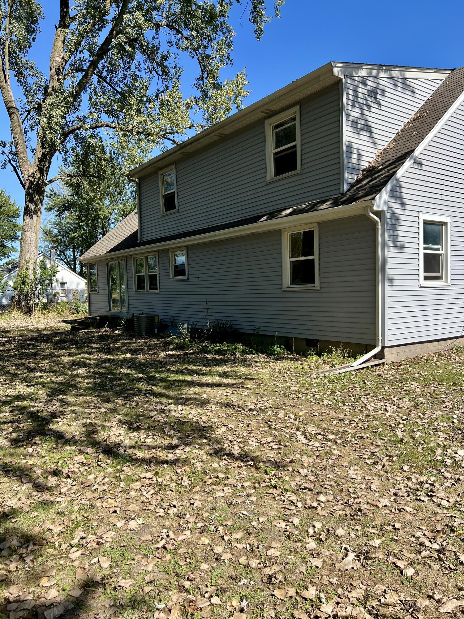 8304 Liable Road Highland, IN 46322 - Photo 21 of 23 1500x2000