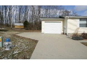 4214 Red Rock Road Bloomington, IN 47403 - Photo 4 of 11 Gallery Image 4