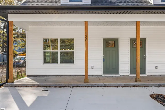 $1,800 | 13 A Jamison Street, Greenville, SC 29611