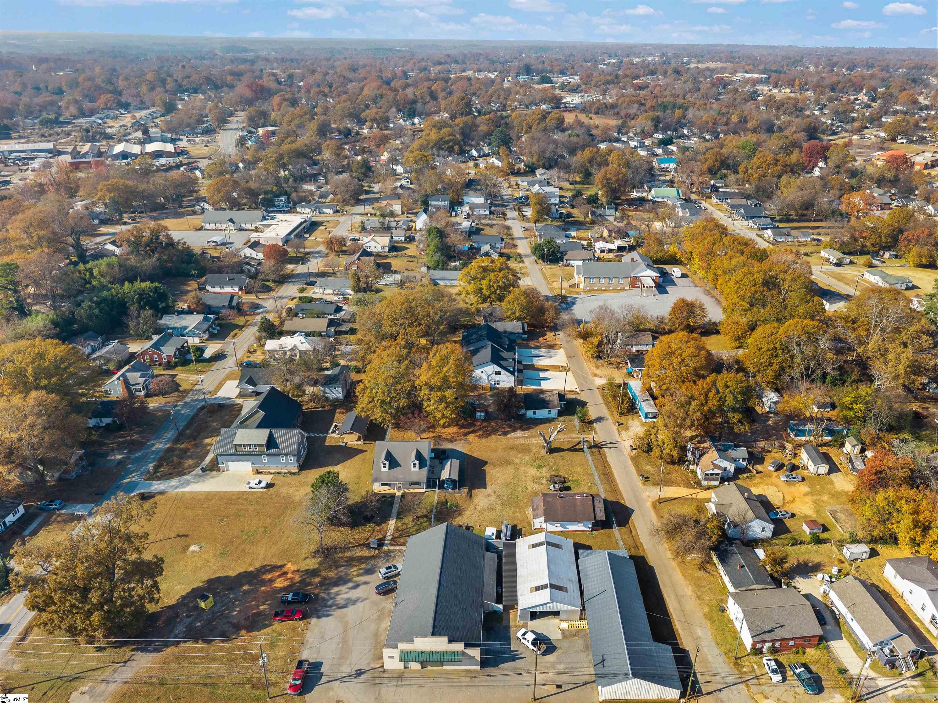 13 A Jamison Street Greenville, SC 29611 - Photo 36 of 38