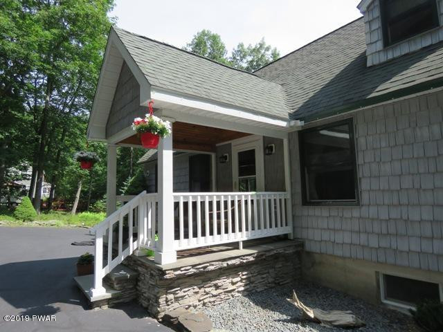 134 Deer Run Road Hawley, PA 18428 - Photo 8 of 42 FRONT PORCH
