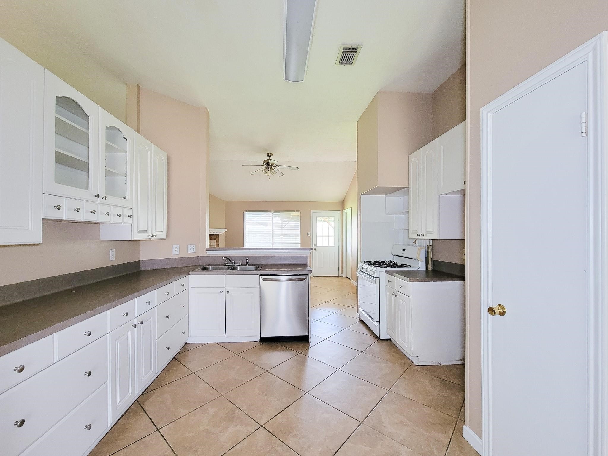 29002 Sedgefield Street Spring, TX 77386 - Photo 7 of 36