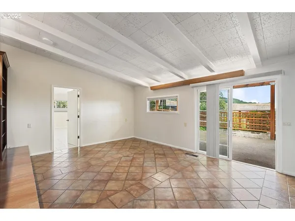 $949,000 | 16780 Southwest Muddy Valley Road, McMinnville, OR 97128