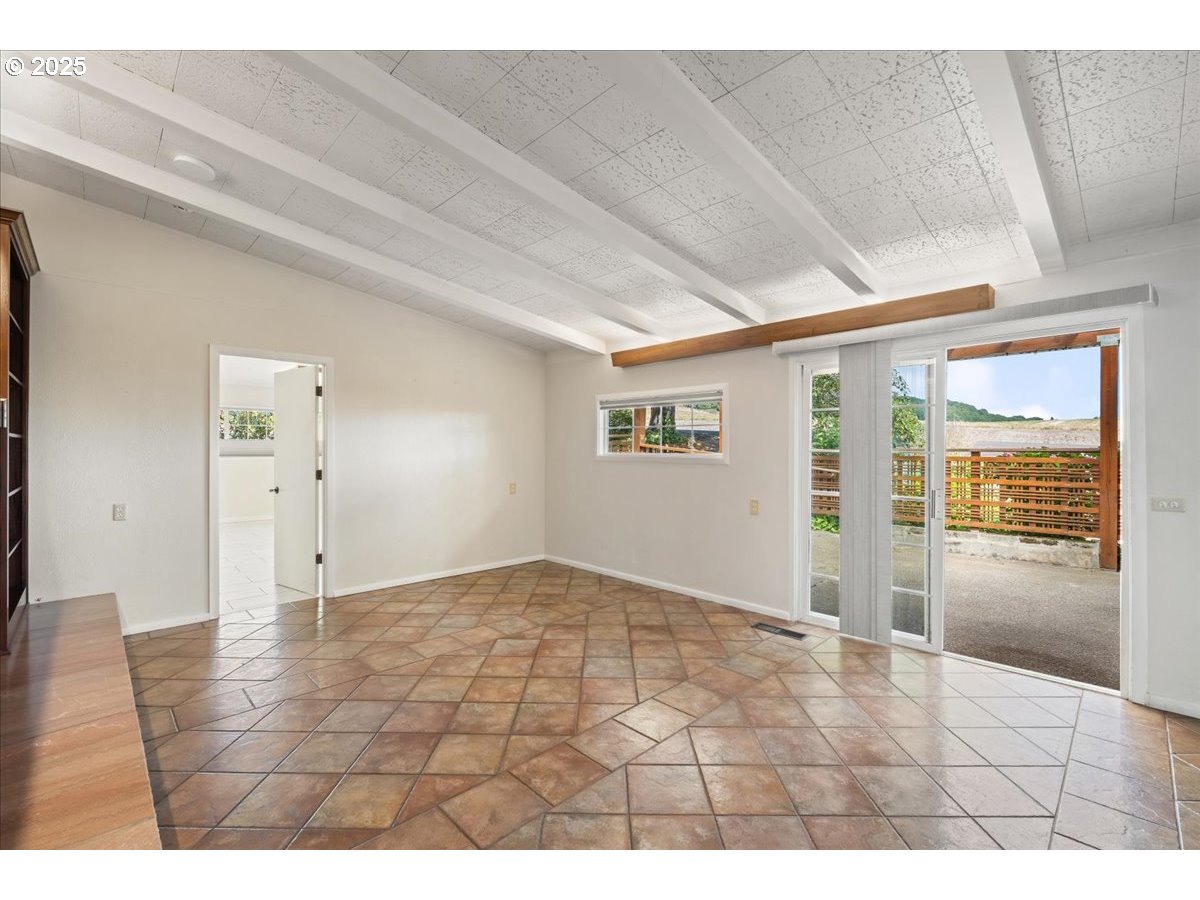 16780 Southwest Muddy Valley Road McMinnville, OR 97128 - Photo 15 of 42