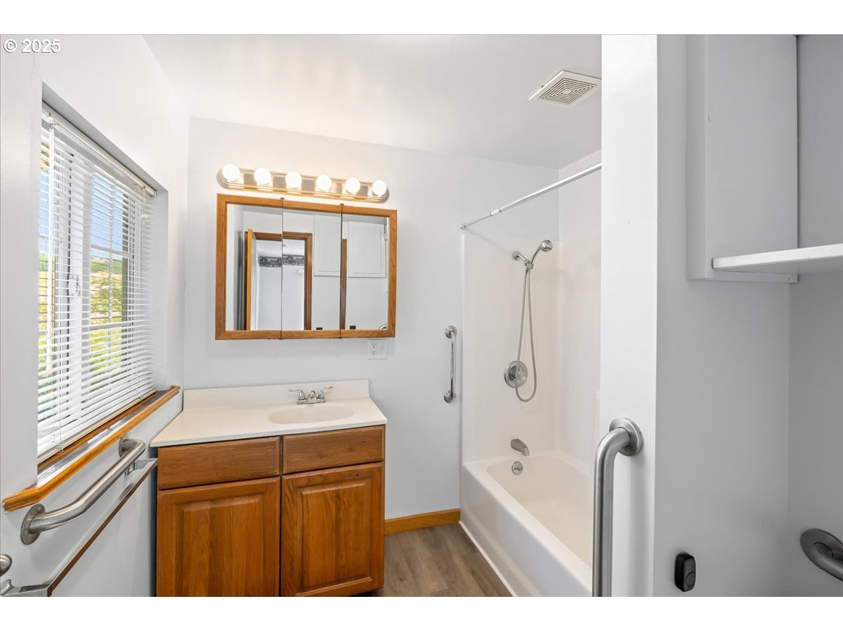 16780 Southwest Muddy Valley Road McMinnville, OR 97128 - Photo 23 of 42