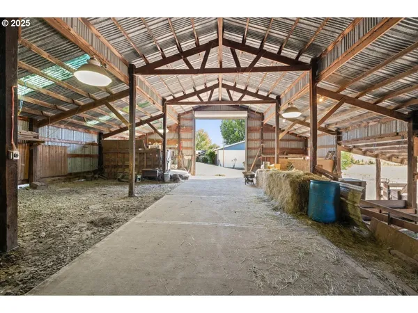 $949,000 | 16780 Southwest Muddy Valley Road, McMinnville, OR 97128