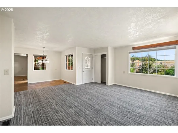 $949,000 | 16780 Southwest Muddy Valley Road, McMinnville, OR 97128