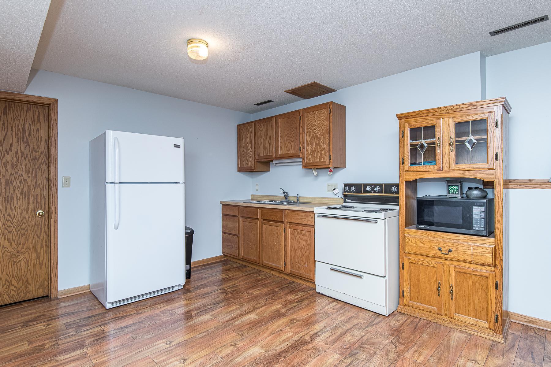 4239 Maple Street Southeast Rochester, MN 55904 - Photo 16 of 41