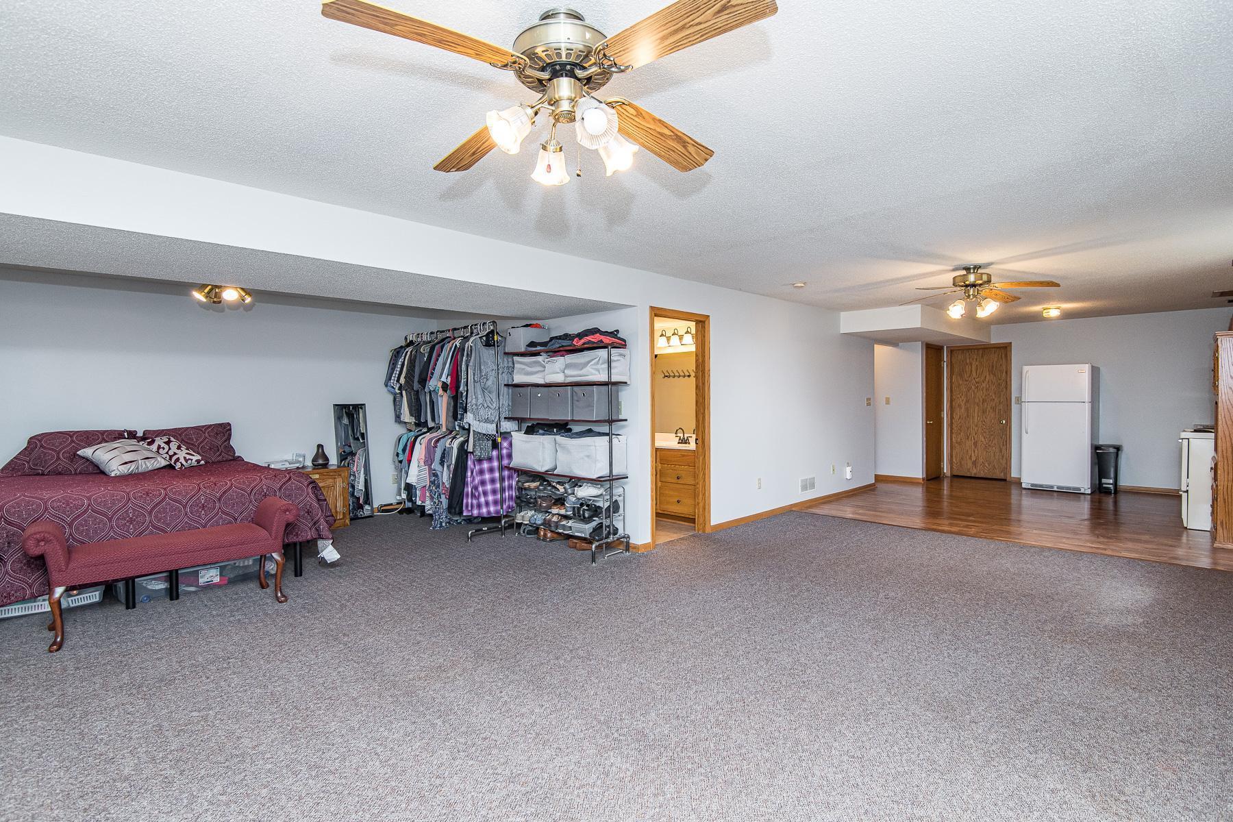 4239 Maple Street Southeast Rochester, MN 55904 - Photo 18 of 41