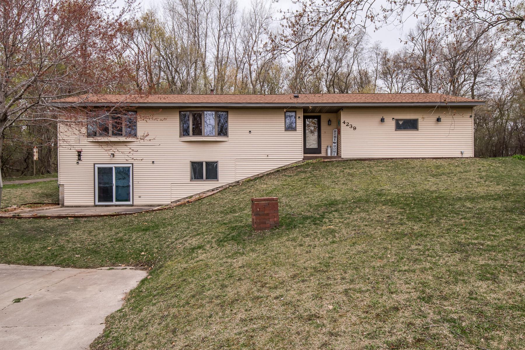 4239 Maple Street Southeast Rochester, MN 55904 - Photo 23 of 41