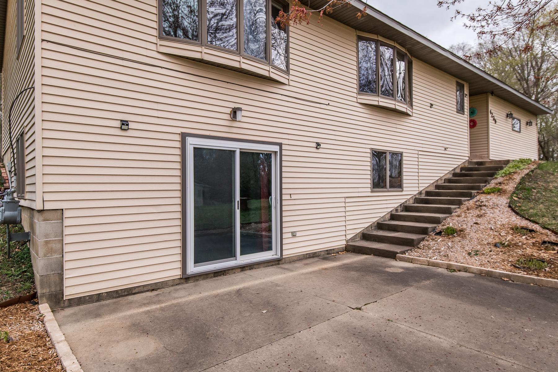 4239 Maple Street Southeast Rochester, MN 55904 - Photo 25 of 41