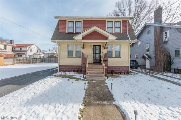 $135,000 | 261 Madison Avenue, Akron, OH 44320