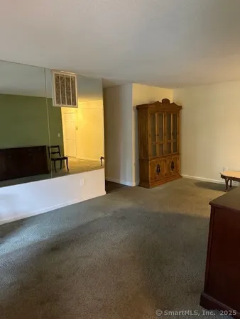 $2,250 | 365 Mather Street, Unit 43, Hamden, CT 06514