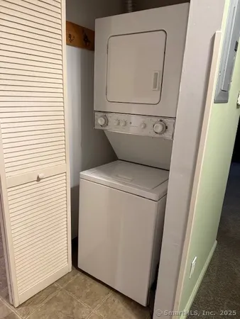 $2,250 | 365 Mather Street, Unit 43, Hamden, CT 06514