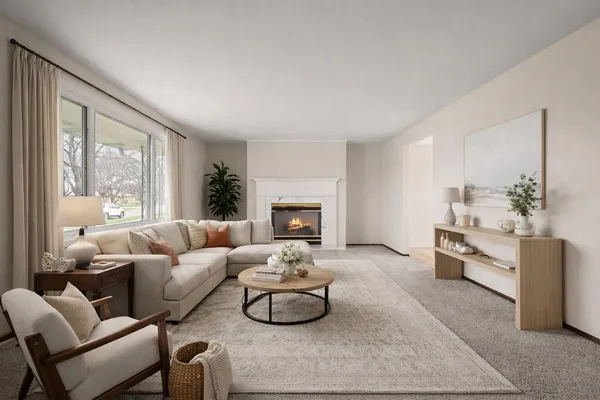 $415,000 | 947 Iroquois Drive, Crown Point, IN 46307