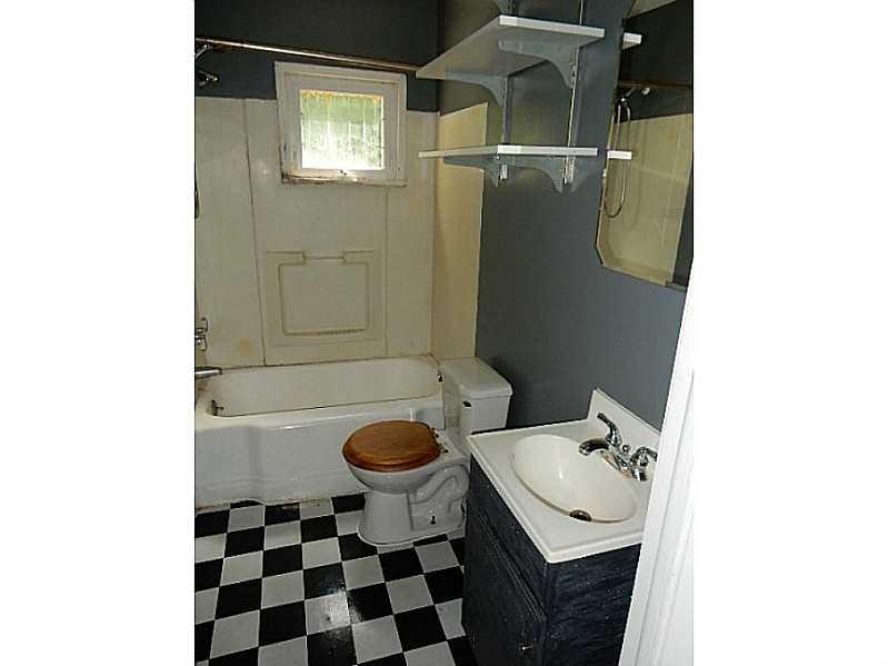797 Becks Run Road Baldwin, PA 15210 - Photo 12 of 25 Full Bath.