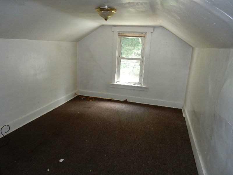 797 Becks Run Road Baldwin, PA 15210 - Photo 13 of 25 Bedroom.