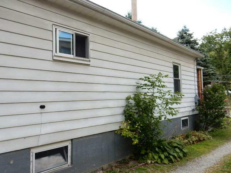 797 Becks Run Road Baldwin, PA 15210 - Photo 24 of 25 Exterior Back.