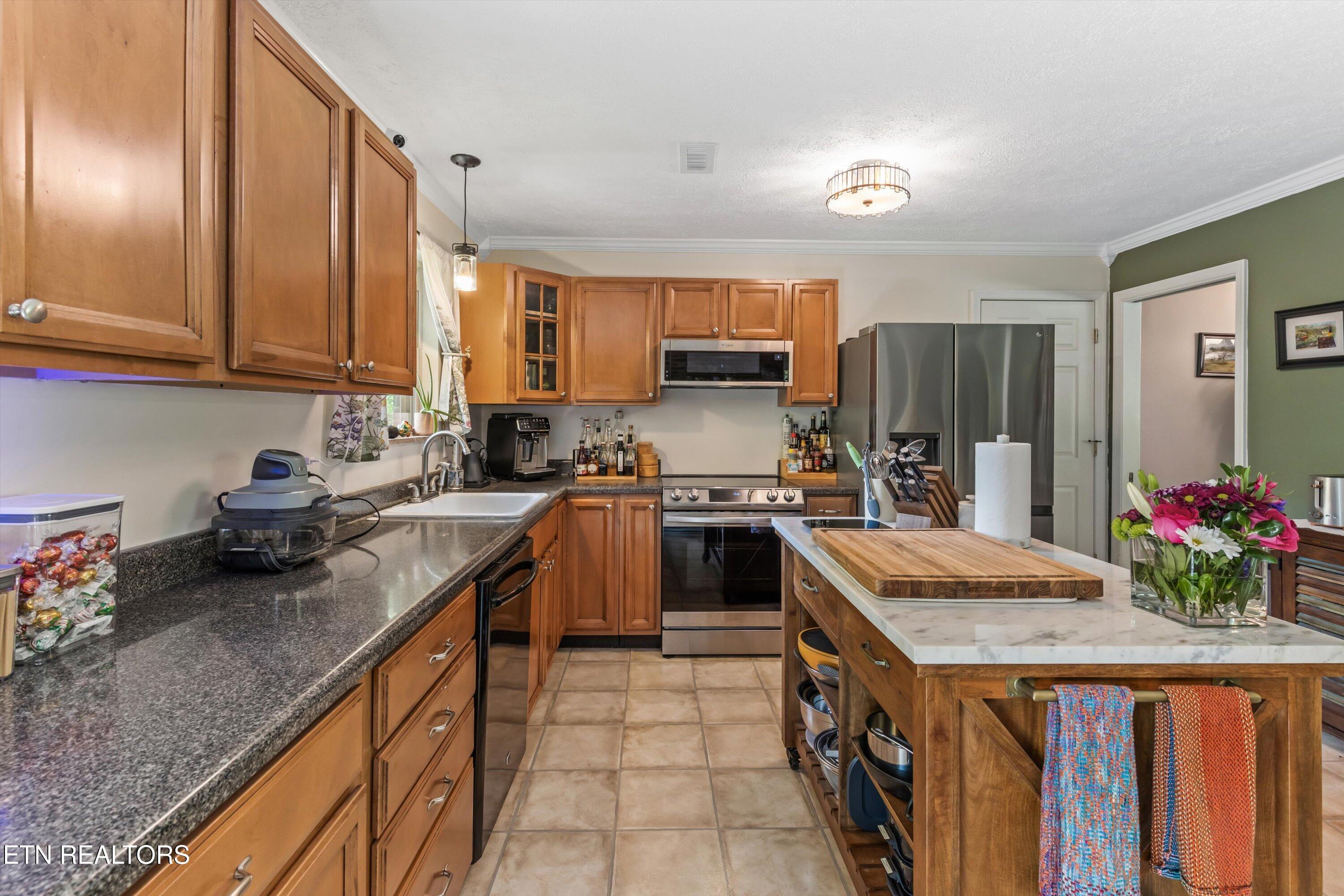 912 Lester Road Knoxville, TN 37920 - Photo 15 of 45 15-912 Lester Rd19