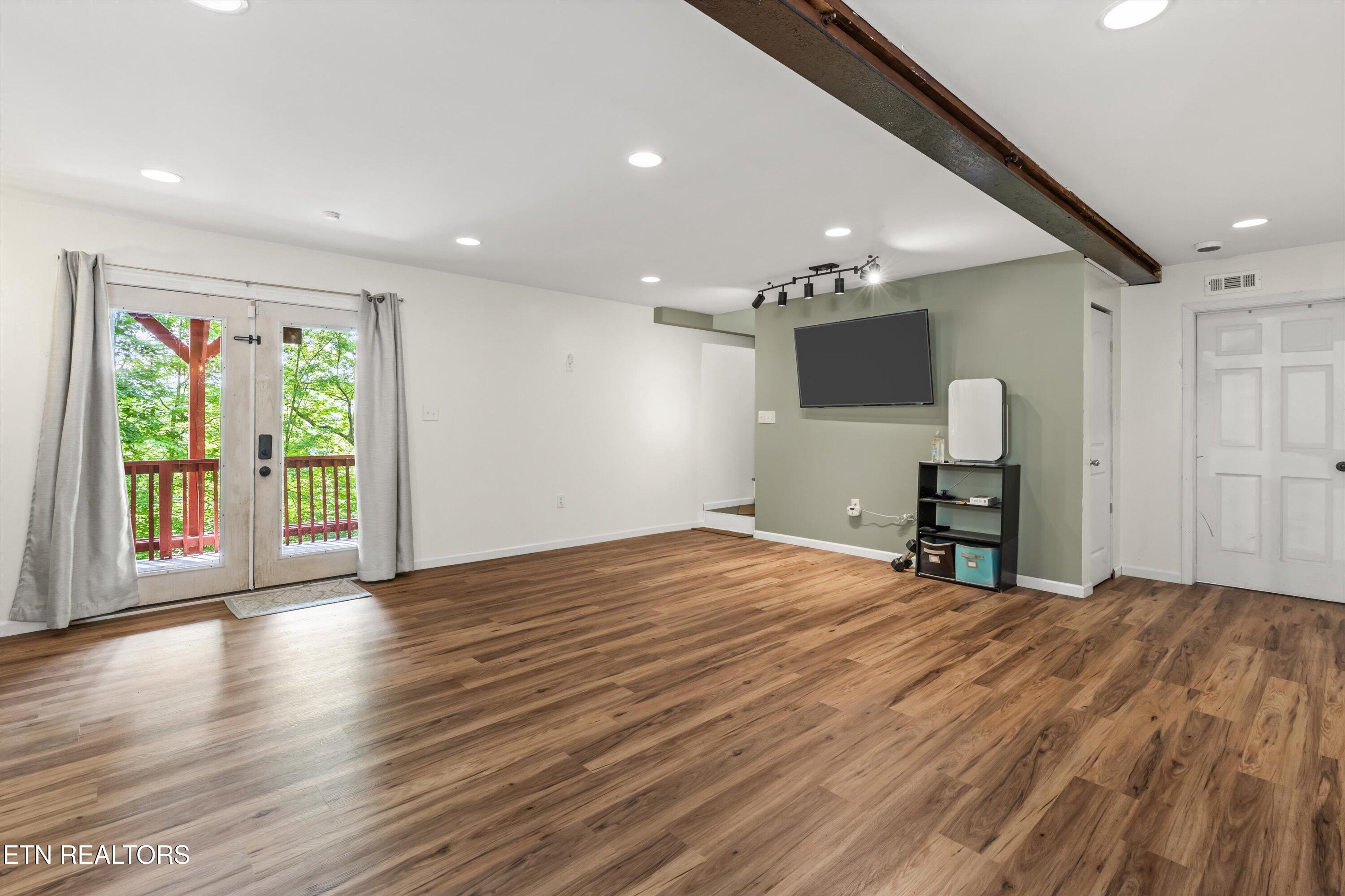 912 Lester Road Knoxville, TN 37920 - Photo 28 of 45 28-912 Lester Rd32