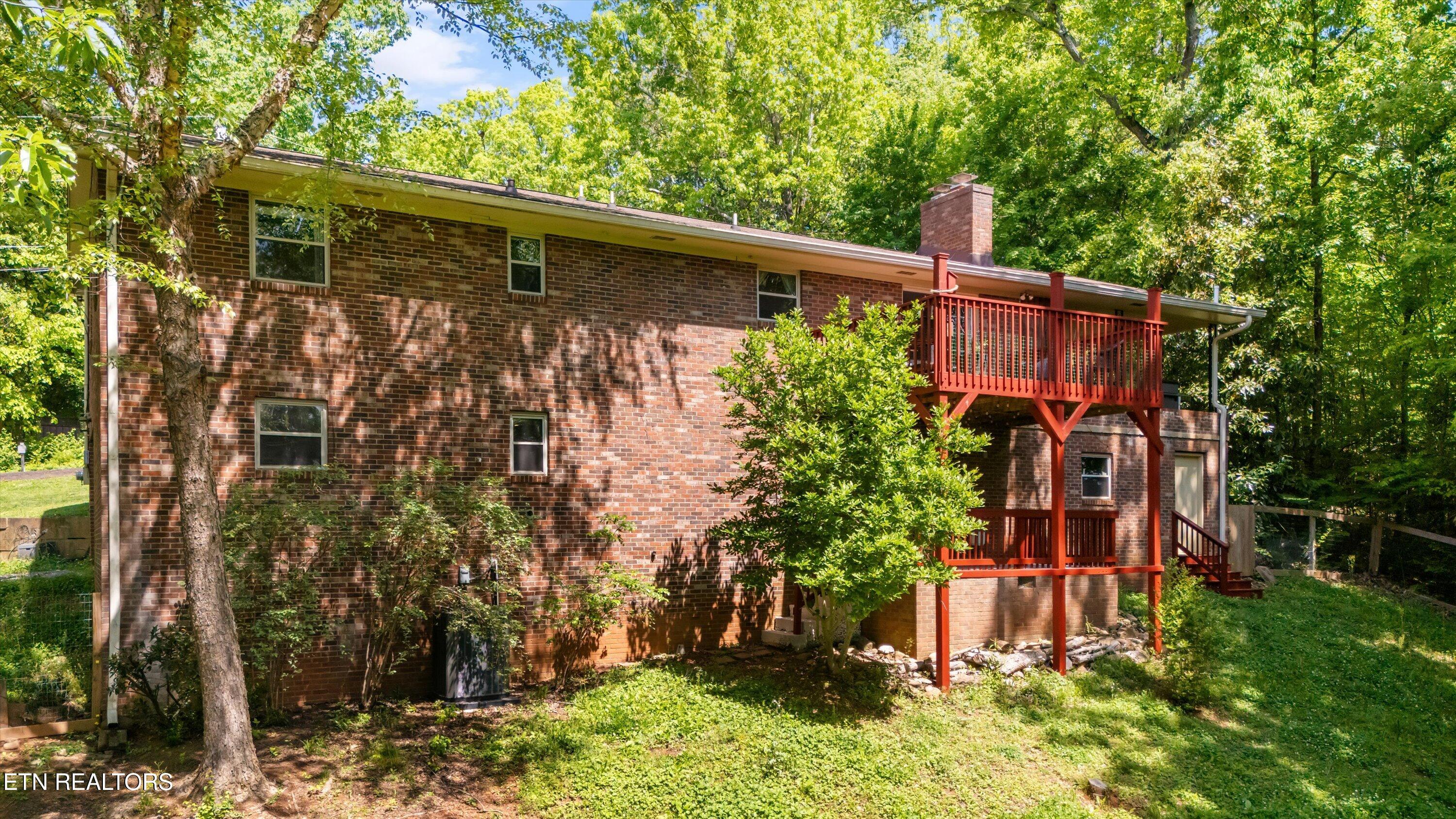 912 Lester Road Knoxville, TN 37920 - Photo 39 of 45 39-912 Lester Rd05