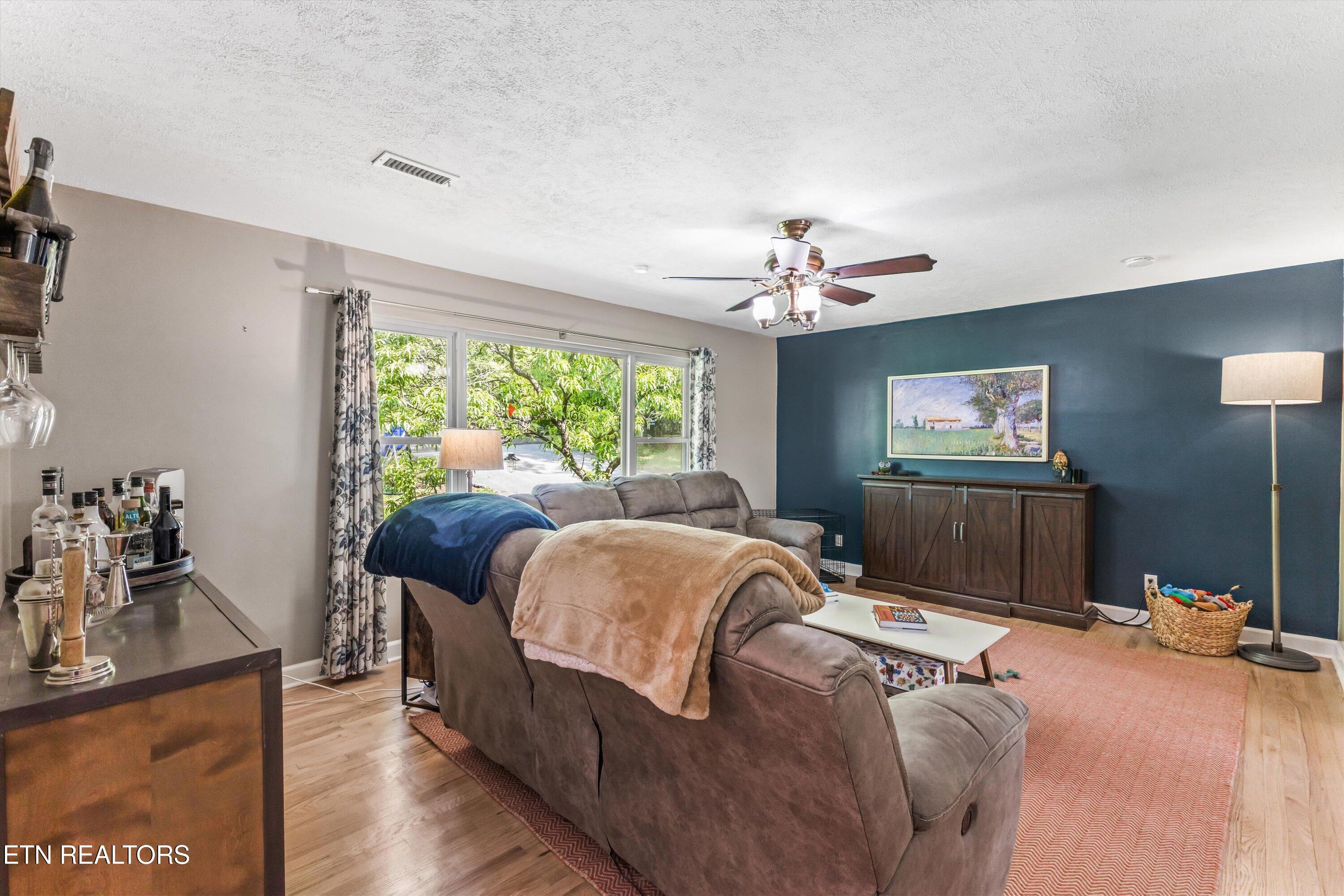 912 Lester Road Knoxville, TN 37920 - Photo 8 of 45 08-912 Lester Rd12