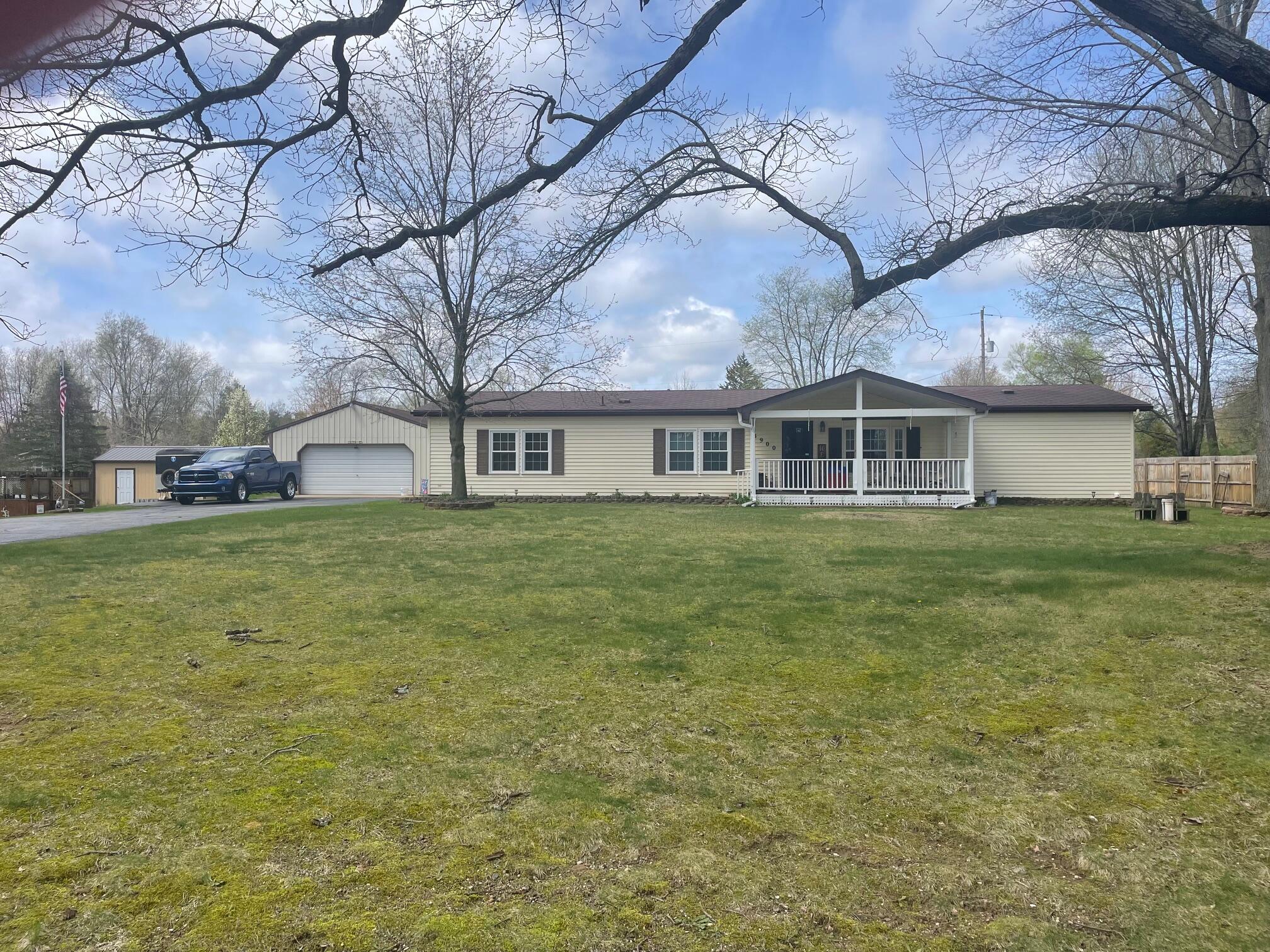 3900 Whipple Road Jackson, MI 49201 - Photo 2 of 8 Front