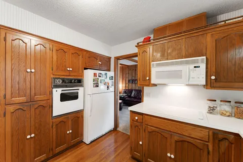 $399,900 | 10940 Chowen Avenue South, Bloomington, MN 55431