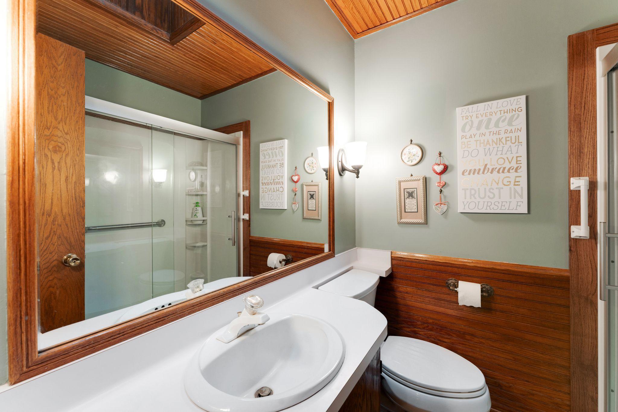 10940 Chowen Avenue South Bloomington, MN 55431 - Photo 16 of 32