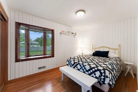 $399,900 | 10940 Chowen Avenue South, Bloomington, MN 55431