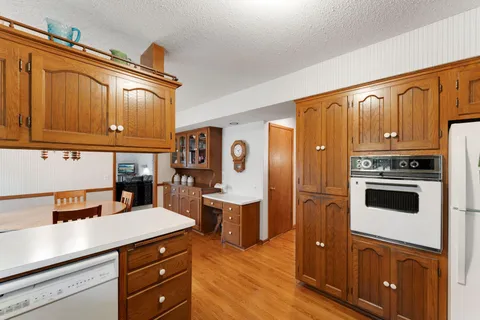 $399,900 | 10940 Chowen Avenue South, Bloomington, MN 55431