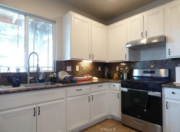 $3,400 | 6279 Long Cove Drive, Fontana, CA 92336